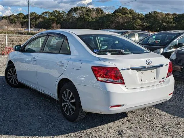 Toyota Allion photo 2
