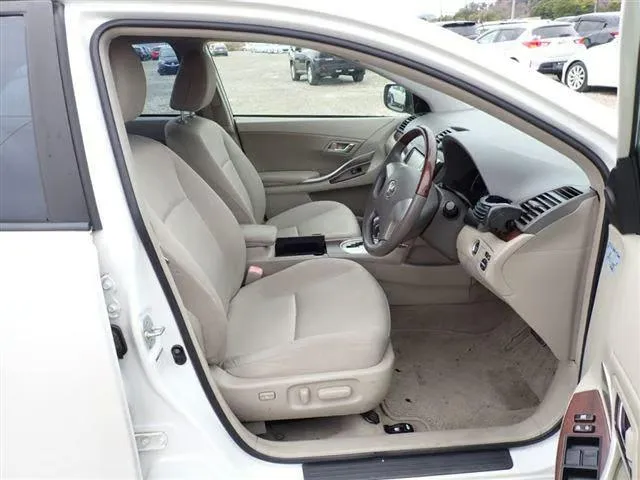 Toyota Allion photo 4