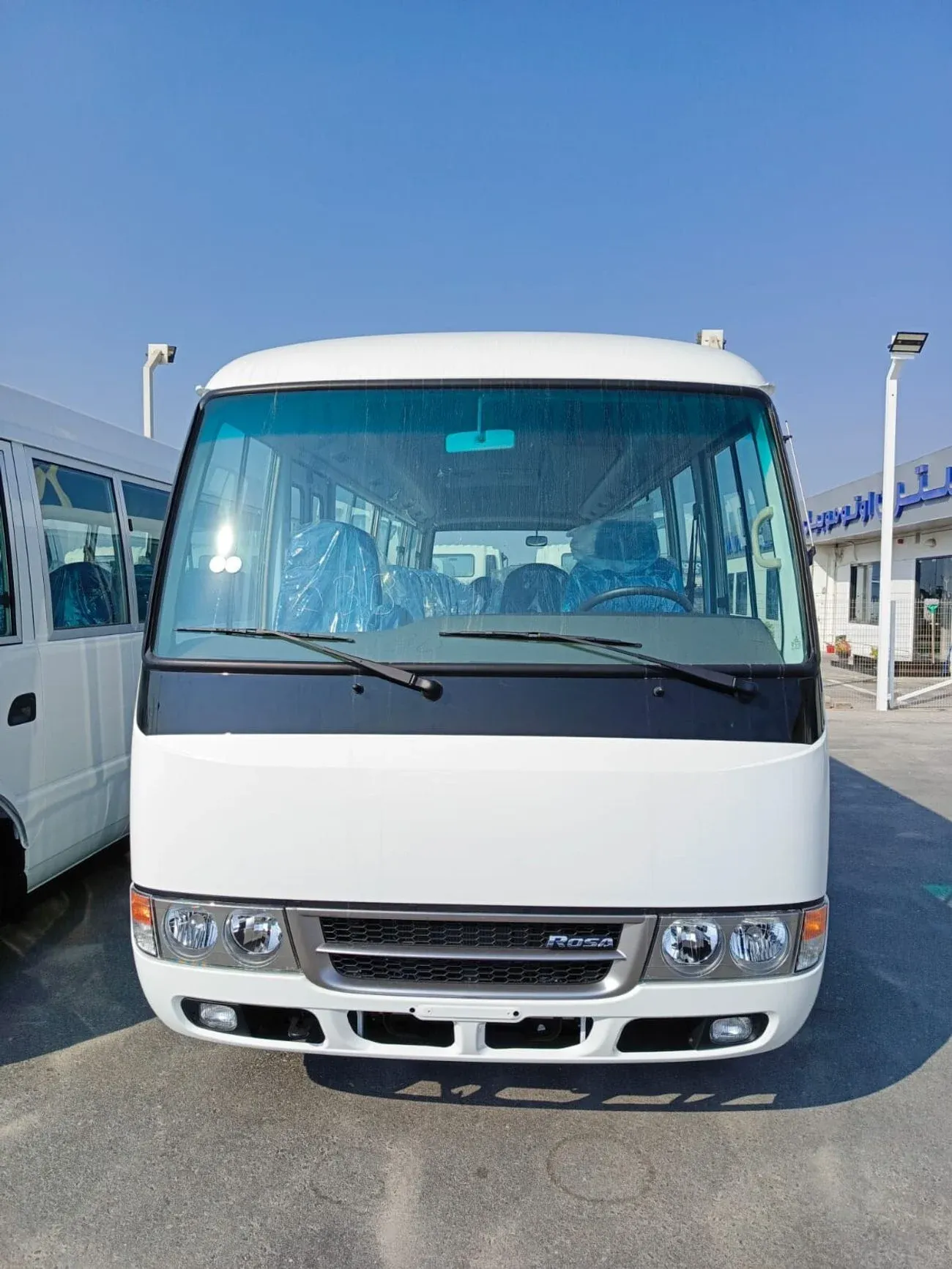 Mitsubishi Rosa photo 3