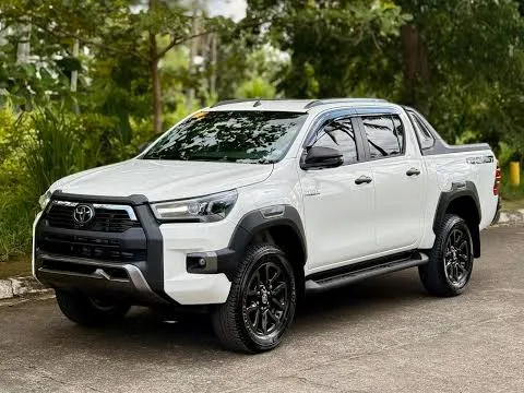 Toyota Hilux 2x4 photo 3