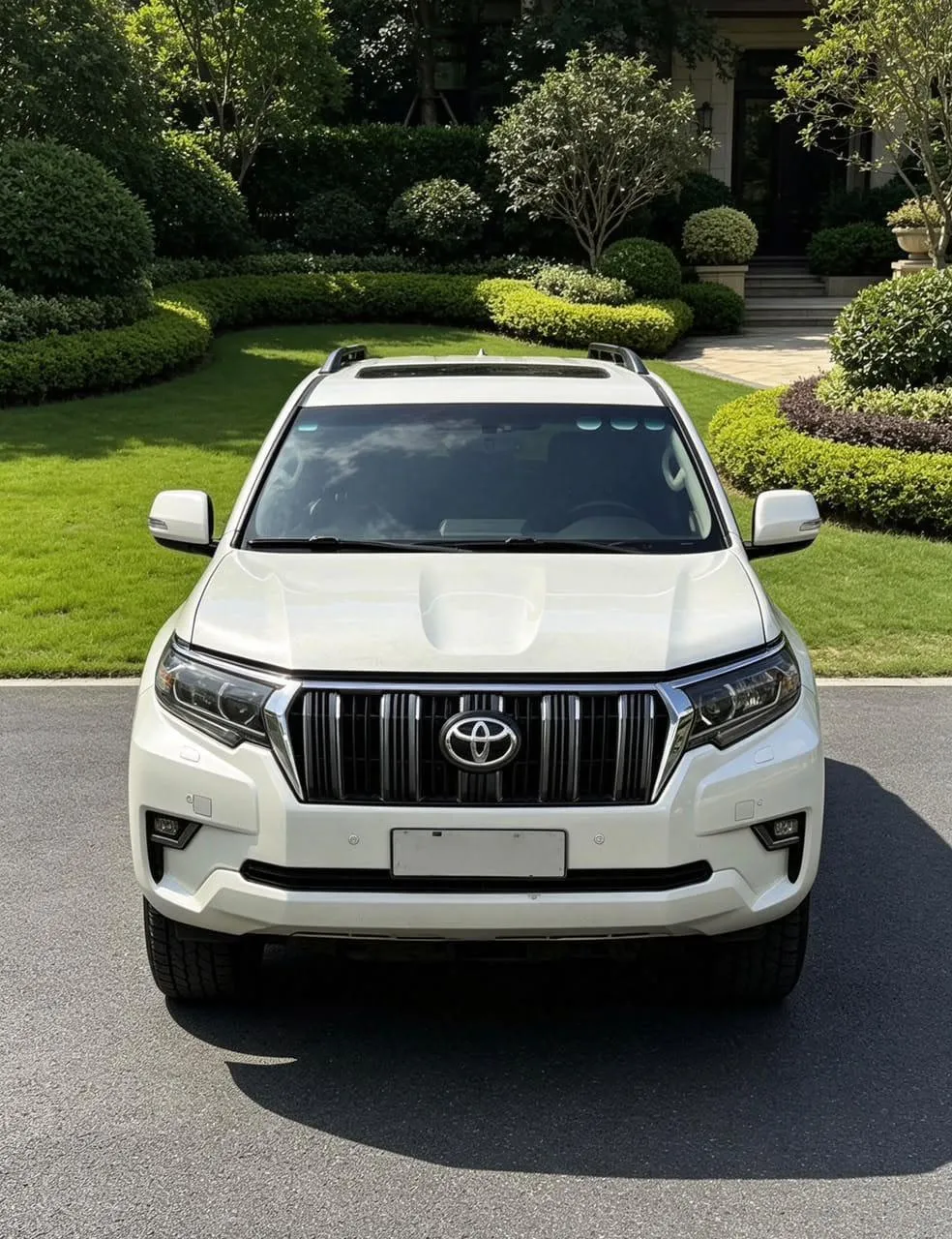 Toyota Land Cruiser Prado photo 3